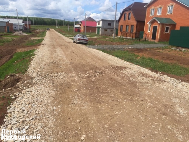 Фото Проблемы дорог в Кукморе: Одни строят, другие ломают Кукмор