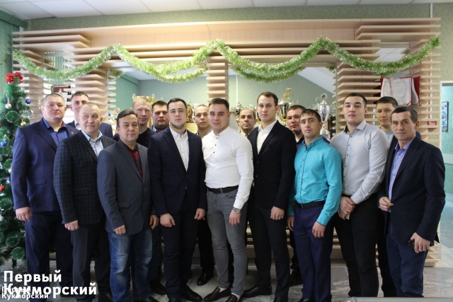 Фото Сергей Димитриев встретился с борцами района Кукмор
